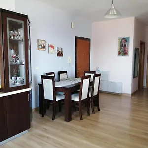 apartment-elena-sarande.albaniahotels.org/
